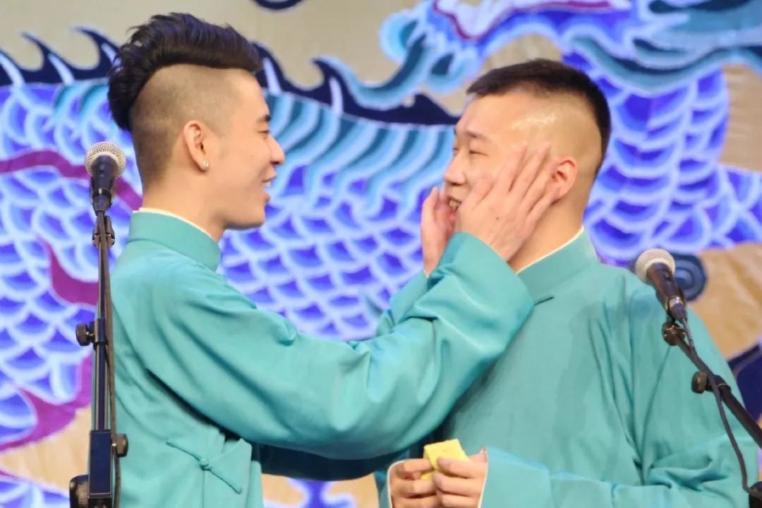 杨九郎和张云雷聊天记录(张云雷杨九郎怎么了不互动了)