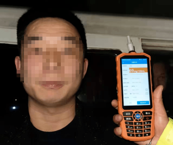 会掉微信聊天记录查酒驾吗(派出所能查到饮酒驾驶记录吗)