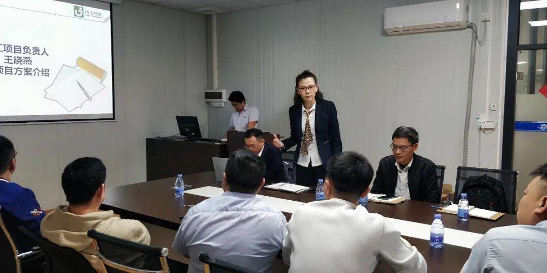 两人聊天记录乐菱(把两人聊天记录发给第三人看)