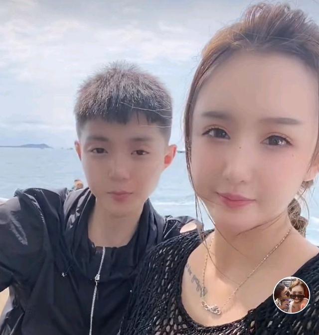 王乐乐高迪聊天记录(高迪王乐乐开撕是怎么回事)
