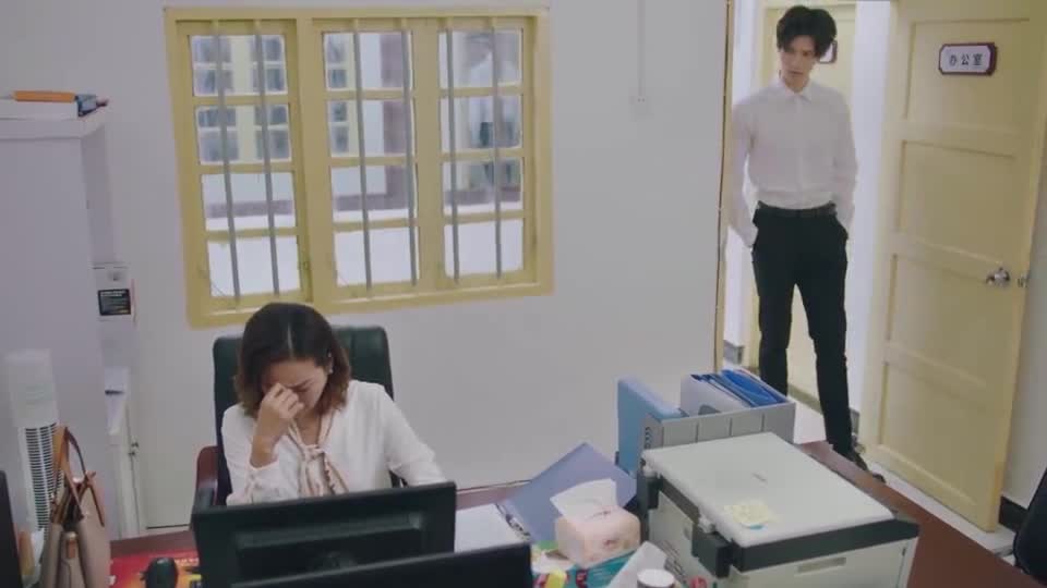 夏老师和陶西聊天记录的简单介绍